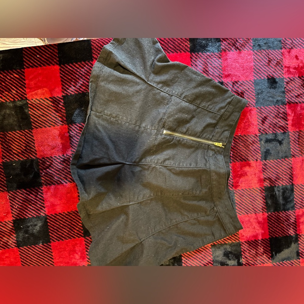 Black no boundaries brand skirt size 13